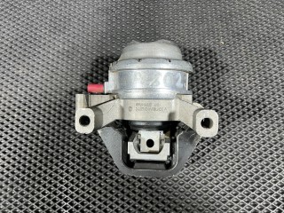 подушка крепления двигателя Audi S8 D4 2013, 4.0 л., CGTA, бензин, АКПП, седан, 4H0199384C