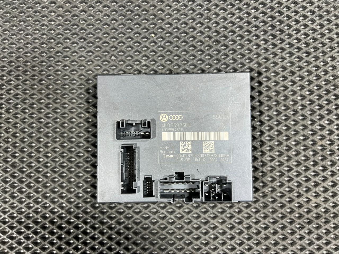 блок управления сиденьем Audi S8 D4 2013, 4.0 л., CGTA, бензин, АКПП, седан, 4H0959760E - фото №1