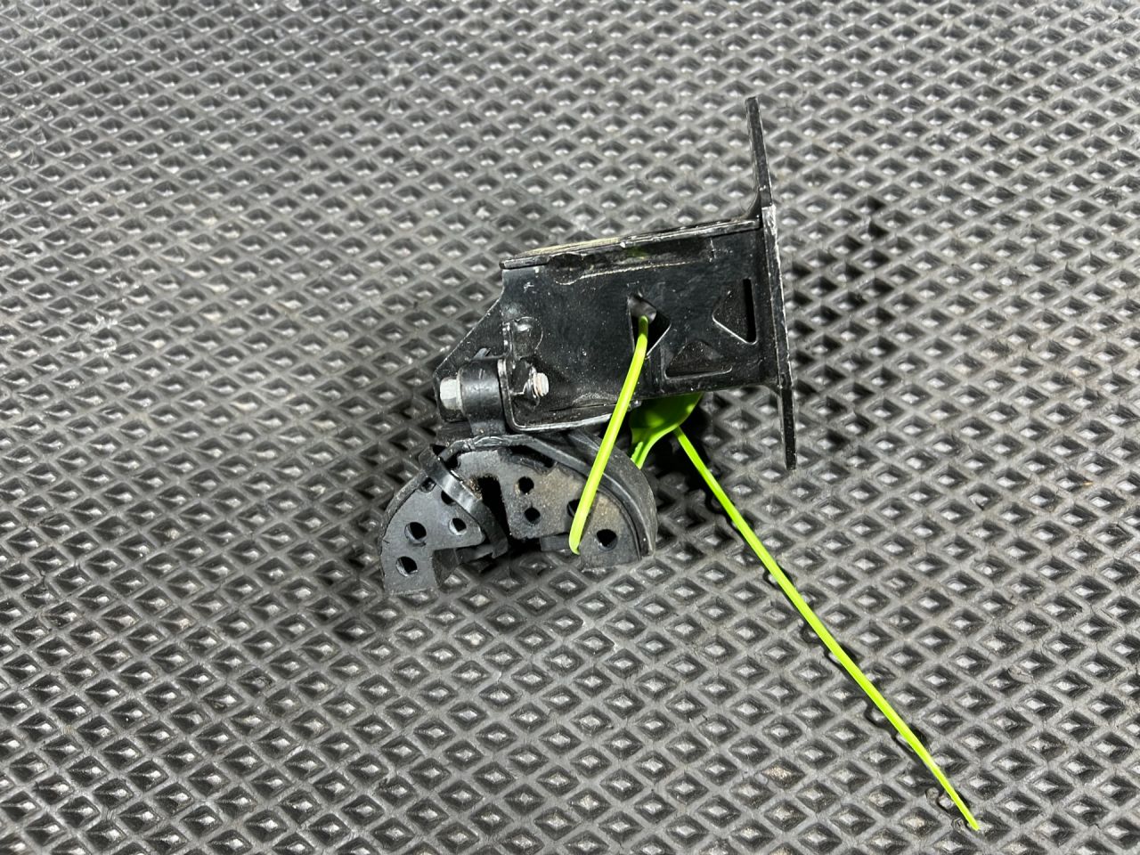 кронштейн радиатора Jaguar XF X260 2017, 3.0 л., бензин, АКПП, седан, T2H3711, T2H42340, T2H30031, T2H44767, T2H25175, T2H53098, GX738A291CD, T2H4076 - фото №1