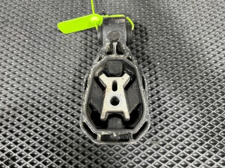 подушка крепления двигателя Mercedes-Benz A-Класс W177/V177 2018, 2.0 л., M 260 E20, бензин, АКПП, A1772402600