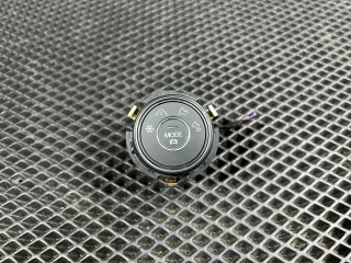 кнопка ASC / ESP Volkswagen Tiguan 2 поколение [рестайлинг] 2024, 2.0 л., DTEA, бензин, АКПП, внедорожник 5 дв., полный привод, 5NA927531A