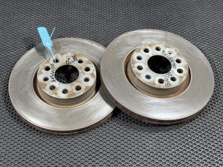 диски тормозные (комплект) Volkswagen Taos 1 поколение 2021, 1.5 л., DNKA, бензин, АКПП, внедорожник 5 дв., 5C0615301E