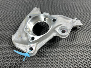 кулак поворотный правый Buick Encore GX 1 поколение [рестайлинг] 2024, 1.3 л., бензин, АКПП, внедорожник 5 дв., 42757359