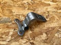 петля двери Nissan Rogue T33 2023, 1.5 л., KR15, бензин, АКПП, внедорожник 5 дв., передний привод, 82420-6RA0A - фото №2