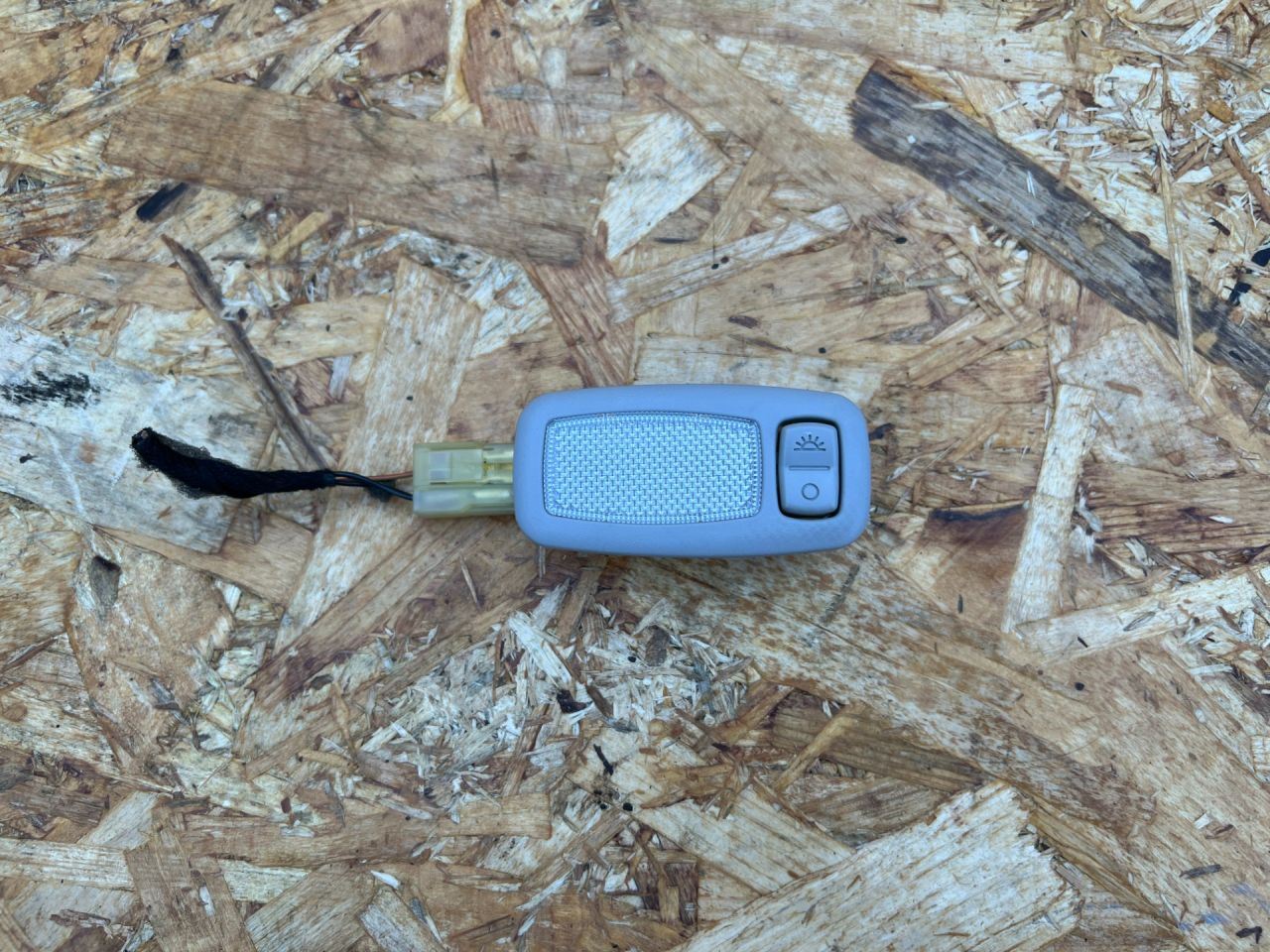 фонарь салона (плафон) Kia Sorento 4 поколение 2023, 2.5 л., бензин, АКПП, внедорожник 5 дв., передний привод, 92892-3S000 - фото №1