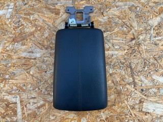 крышка подлокотника Hyundai Tucson 4 поколение 2024, 2.5 л., G4KN, бензин, АКПП, внедорожник 5 дв., 84660-CW000NNB