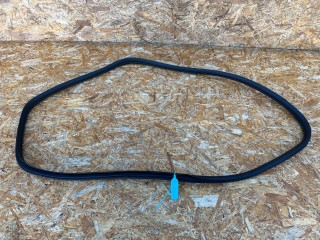 уплотнитель двери Chevrolet Trax 2 поколение 2024, 1.2 л., LIH, бензин, АКПП, внедорожник 5 дв., передний привод, 42805589