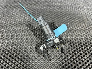 насос (моторчик) омывателя стекла Porsche Macan GTS 1 поколение [2-й рестайлинг] 95B 2022, 2.9 л., DGR, бензин, АКПП, внедорожник 5 дв., 1K6955651