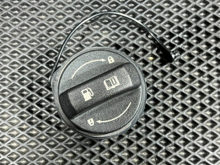 пробка топливного бака Genesis G70 1 поколение 2019, 2.0 л., G4KL, бензин, АКПП, седан, 310103L600