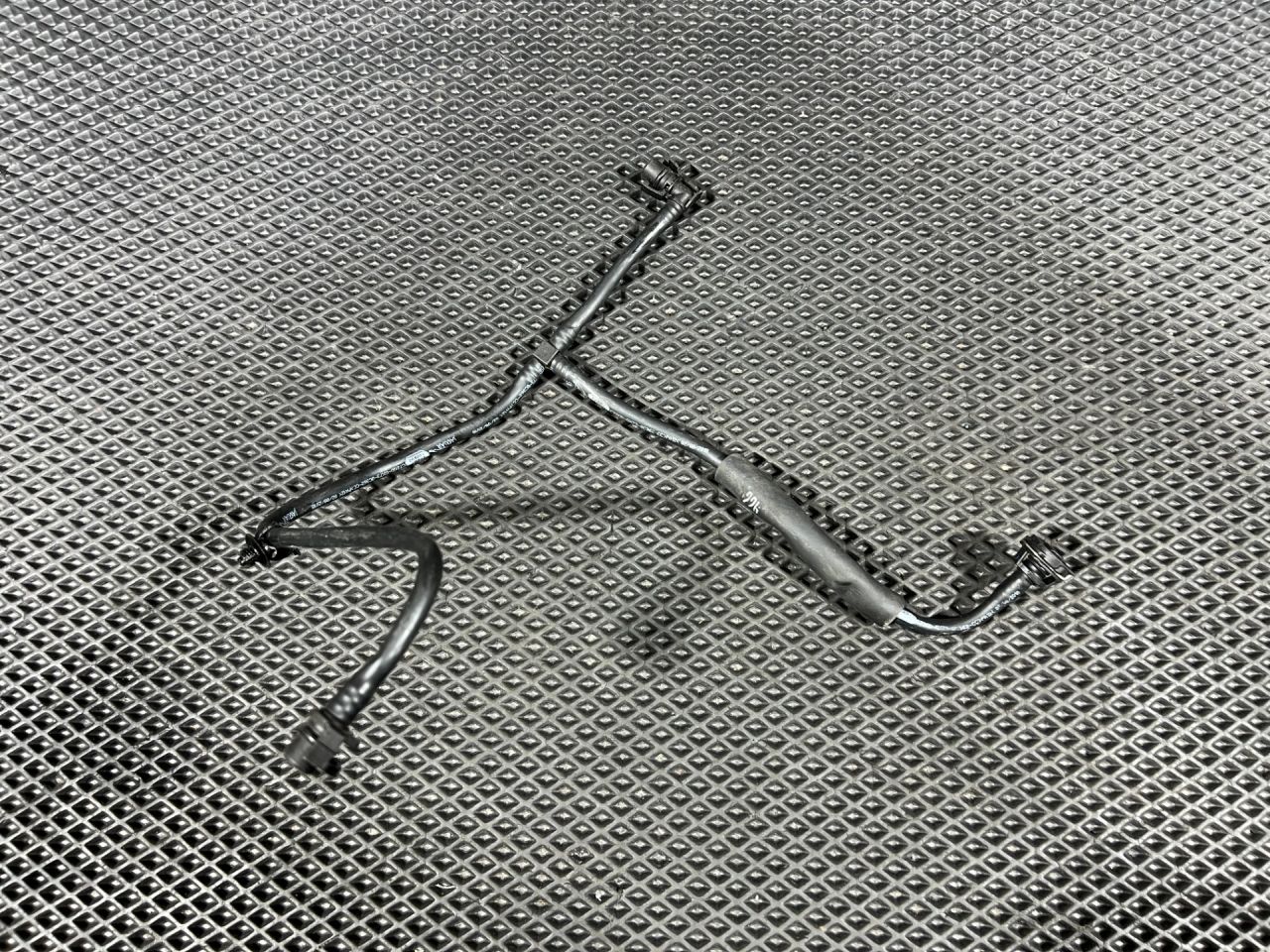 патрубок (трубопровод, шланг) Jaguar XE 1 поколение 2017, 3.0 л., AJ 126, бензин, АКПП, седан, T2H1438, C72GD-GX73-3C362-CC, GX73-8C362-CC - фото №1