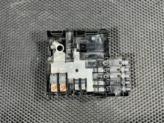 блок предохранителей Chevrolet Trax 2 поколение 2024, 1.2 л., бензин, АКПП, внедорожник 5 дв., передний привод, 42871456