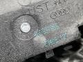 скелет ручки двери передней левой Audi A8 D4/4H [рестайлинг] 2013, 4.2 л., CDRA, бензин, АКПП, седан, 4H0837885 - фото №5