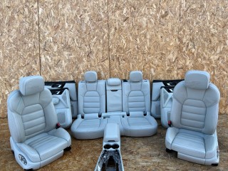 салон (комплект сидений) Porsche Macan GTS 1 поколение [2-й рестайлинг] 95B 2022, 2.9 л., DGR, бензин, АКПП, внедорожник 5 дв., 95B881901AD, 95B885405AM, 95B885375C, 95B885805G, 95B885900B, 95B881805R, 958881771, 95B885259B, 95B881406BK, 95B885806G, 95B885901C, 95B881806R, 95B885259A