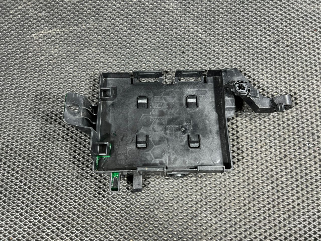 блок управления двигателем Chevrolet Trax 2 поколение 2023, 1.2 л., бензин, АКПП, внедорожник 5 дв., 42766893, 42726221, 42744150 - фото №1