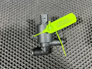 насос антифриза дополнительный Audi A8 D4 [рестайлинг] 2017, 4.0 л., CTGA, бензин, АКПП, седан, 4H0121670A, 4H0121670