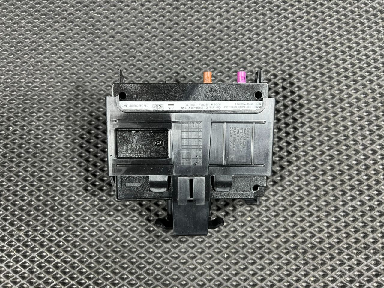 блок Bluetooth Chevrolet Trax 2 поколение 2024, 1.2 л., бензин, АКПП, внедорожник 5 дв., передний привод, 86579859, 86579863, 84841016, 84970854, 85127982, 85542065, 85642938, 86522340, 86804757, 60004841 - фото №1