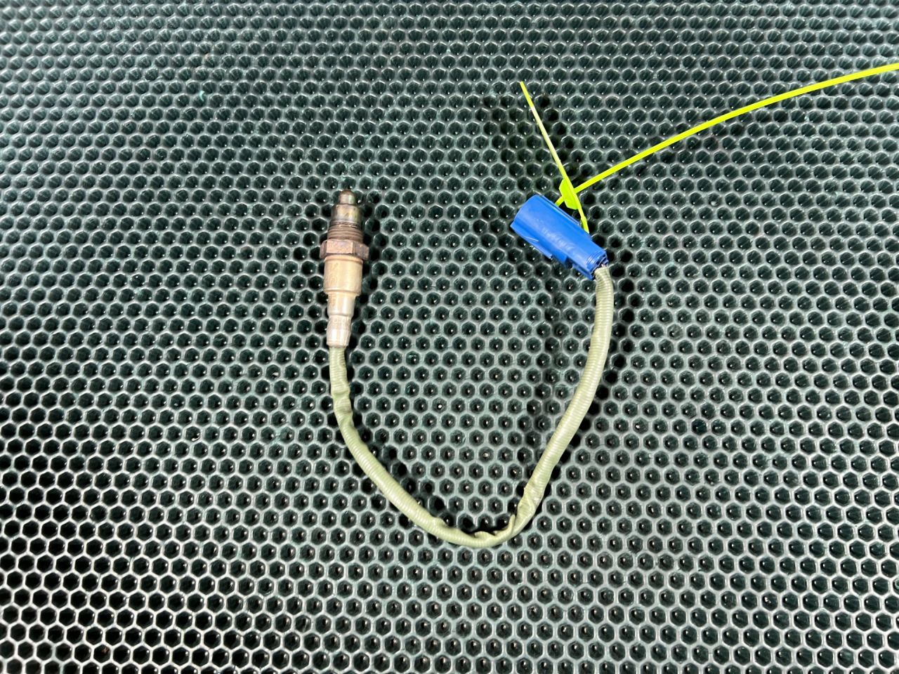 лямбда-зонд Jaguar F-Pace 1 поколение 2018, 3.0 л., 306PS, бензин, АКПП, внедорожник 5 дв., C2D54165, C2D27350, C2D24757, LR091884, GX539G444CC, T2H48054, LR140038 - фото №1