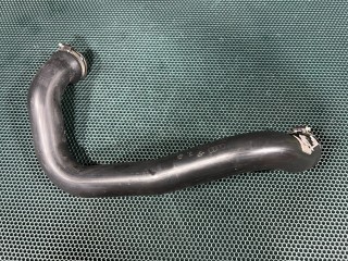 патрубок интеркулера Audi A6 Allroad Quattro C8 2023, 3.0 л., бензин, АКПП, универсал, 4K0145673AN