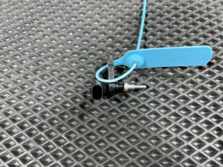 датчик температуры охлаждающей жидкости Volkswagen Taos 1 поколение 2023, 1.5 л., DNKA, бензин, АКПП, внедорожник 5 дв., передний привод, 05E919501