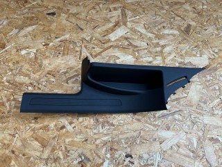 накладка на порог Volkswagen Tiguan 2 поколение [рестайлинг] 2024, 2.0 л., DTEA, бензин, АКПП, внедорожник 5 дв., полный привод, 5NL868269A