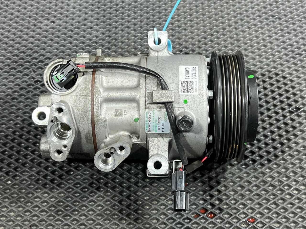 компрессор кондиционера Kia K5 3 поколение 2022, 1.6 л., G4FP, бензин, АКПП, седан, 97701L1200 - фото №1