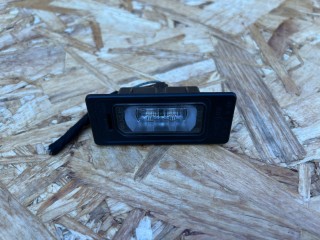 подсветка номера Audi Q7 4M 2017, 3.0 л., CREC, бензин, АКПП, внедорожник 5 дв., 4G0943021