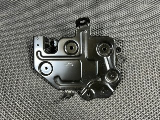 полка аккумулятора Chevrolet Trax 2 поколение 2024, 1.2 л., бензин, АКПП, внедорожник 5 дв., передний привод, 60003162