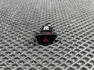 кнопка аварийной сигнализации Chevrolet Trax 2 поколение 2024, 1.2 л., бензин, АКПП, внедорожник 5 дв., передний привод, 299202428