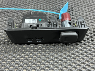 разъем AUX / USB Buick Envista 1 поколение 2024, 1.2 л., бензин, АКПП, внедорожник 5 дв., 13549941, 13561808