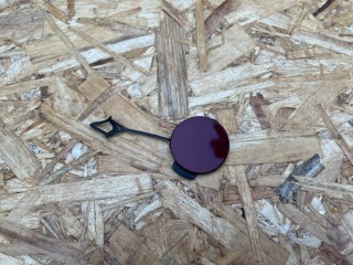 заглушка заднего бампера под крюк Jaguar XE 1 поколение X760 2018, 2.0 л., 204PT, бензин, АКПП, седан, GX7317E810BA, T2H2997