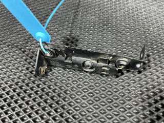 крепление ( кронштейн ) крыла Audi S8 D4 2013, 4.0 л., CGTA, бензин, АКПП, седан, 4H0853913C, 4H0810437B