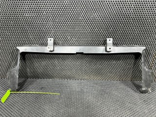 воздуховод (дефлектор) радиатора Jaguar F-Pace 1 поколение 2018, 2.0 л., PT204, бензин, АКПП, внедорожник 5 дв., HK838475A, T4A7697