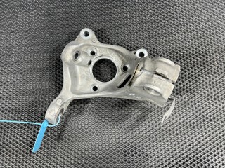 кулак Volkswagen Taos 1 поколение 2023, 1.5 л., DNKA, бензин, АКПП, внедорожник 5 дв., передний привод, 5QM407258