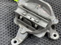 подушка крепления КПП Audi A8 D4/4H 2012, 4.2 л., CDRA, бензин, АКПП, седан, 8K0399151, 8K0399151BS, 8K0399151BK - фото №6