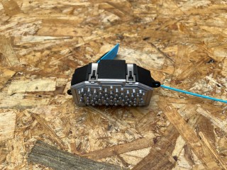 сопротивление печки Audi A8 D4/4H [рестайлинг] 2013, 4.0 л., CEUA, бензин, АКПП, седан, 8K0820521B