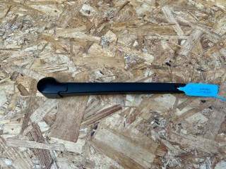 щеткодержатель задний Volkswagen Tiguan 2 поколение [рестайлинг] 2024, 2.0 л., DTEA, бензин, АКПП, внедорожник 5 дв., полный привод, 5NN955707