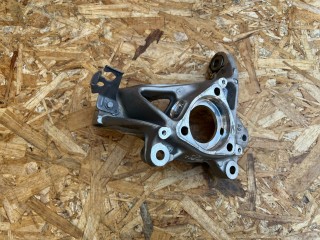 кулак поворотный левый Volkswagen Tiguan 2 поколение [рестайлинг] 2024, 2.0 л., DTEA, бензин, АКПП, внедорожник 5 дв., полный привод, 5QM407253