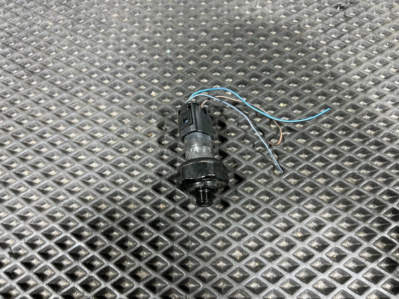 датчик кондиционера BMW 5 серия F07/F10/F11 2012, 4.4 л., N63 B44 B, бензин, седан, 914195801 - фото №1