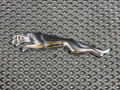 эмблема Jaguar XE 1 поколение X760 2016, 3.0 л., AJ 126, бензин, АКПП, седан, T2H26823, T4N7586, GX73-404D52-CA - фото №2