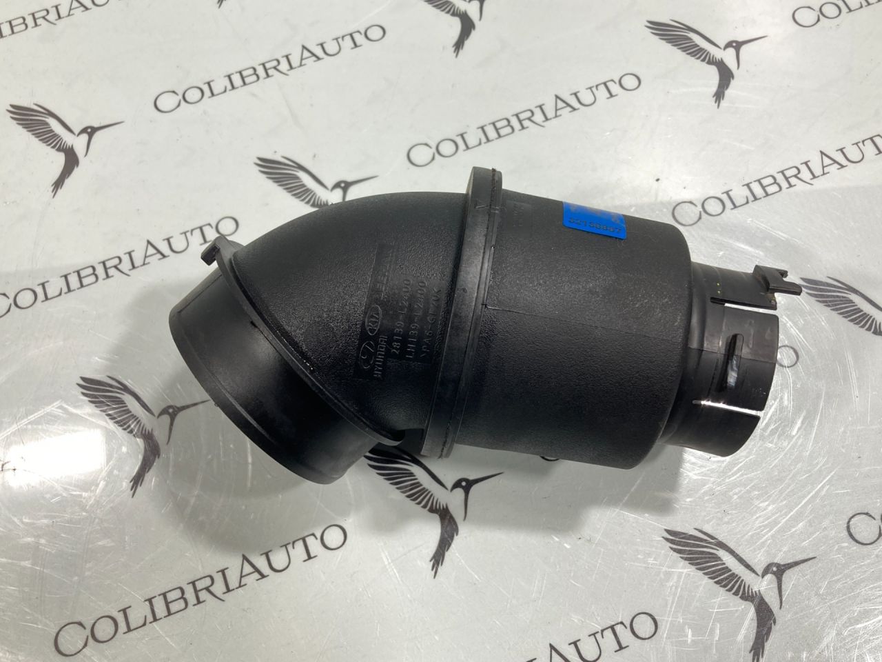 патрубок воздушного фильтра Kia K5 3 поколение 2022, 1.6 л., G4FP, бензин, АКПП, седан, 28139L2400 - фото №1