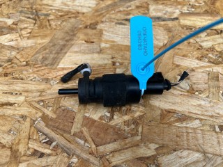 насос (моторчик) омывателя стекла Audi A8 D4/4H [рестайлинг] 2013, 4.0 л., CEUA, бензин, АКПП, седан, 1K5955651