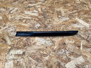 молдинг (накладка кузовная) Audi A8 D4/4H [рестайлинг] 2013, 4.0 л., CEUA, бензин, АКПП, седан, 4H0853377L