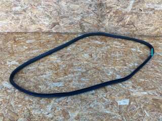 уплотнитель двери Chevrolet Trax 2 поколение 2023, 1.2 л., бензин, АКПП, внедорожник 5 дв., 42708691