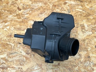 корпус воздушного фильтра Audi A8 D4/4H [рестайлинг] 2013, 4.0 л., CEUA, бензин, АКПП, седан, 4H0133039B, 4H0133039A, 4H0183