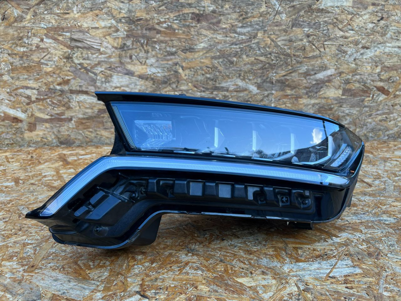 фара левая Kia Sorento 4 поколение 2023, 2.5 л., бензин, АКПП, внедорожник 5 дв., передний привод, 92101R5220 - фото №1