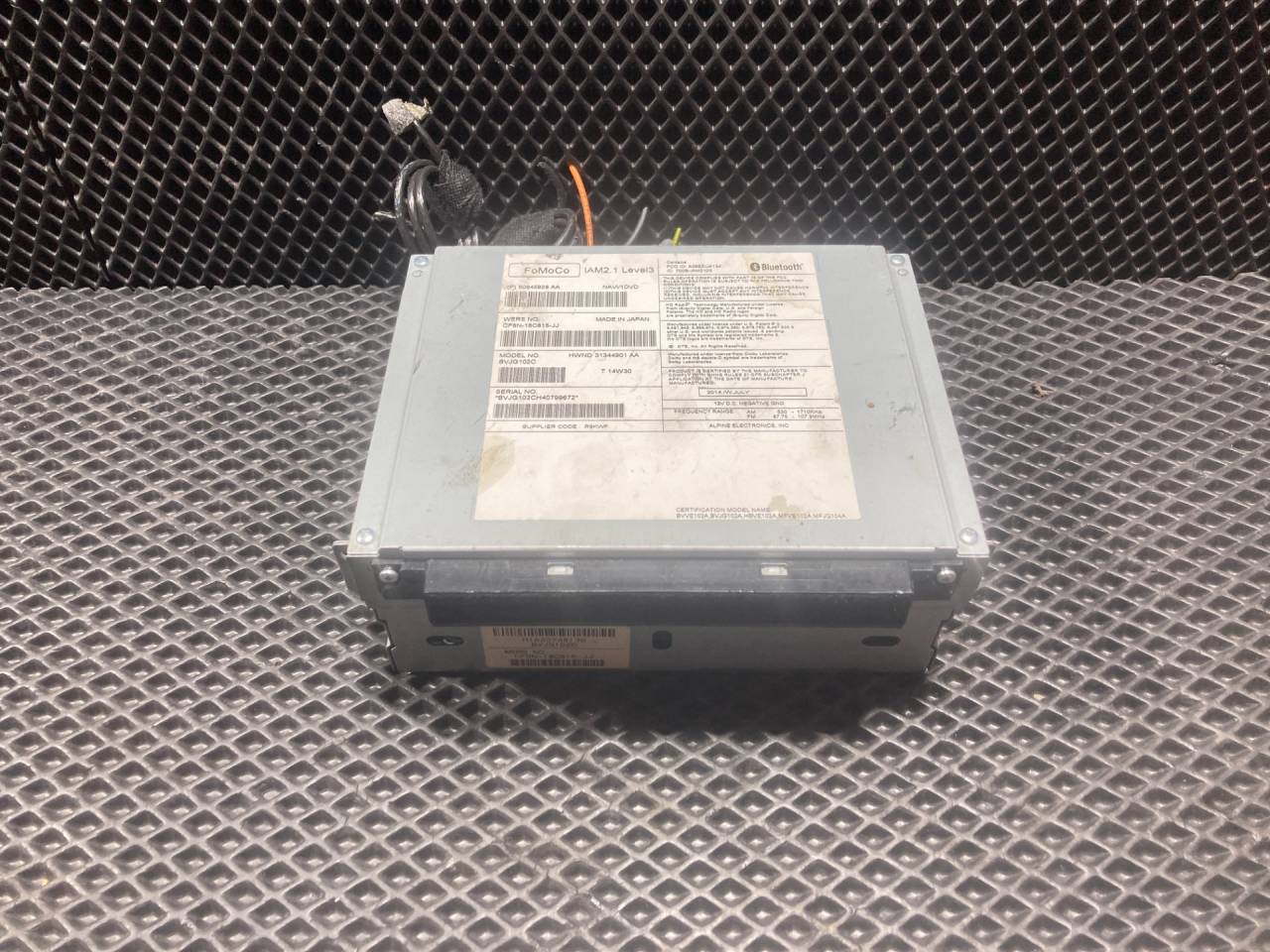 магнитола Land Rover Range Rover Sport 2 поколение 2014, 5.0 л., 508PN, бензин, АКПП, седан, LR029254, LR039970, LR045059, LR043524, LR046857, LR052068, LR056219, LR057757, LR065358, LR071120, LR078899, LR079510, LR083312, LR087427, C2Z31990, CF6N-18C815-JJ, C2D49077 - фото №1