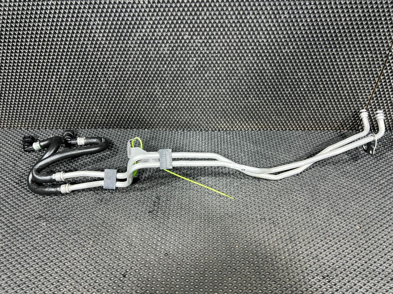 шланг (трубка) АКПП Land Rover Range Rover Sport 2 поколение 2013, 5.0 л., 508PS, бензин, АКПП, внедорожник 5 дв., CPLA7R081AA, LR035552 - фото №1