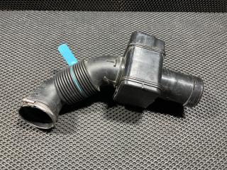 патрубок воздушного фильтра Land Rover Range Rover Sport 2 поколение 2016, 3.0 л., 30DDTX, дизель, АКПП, внедорожник 5 дв., FPLA9C619CC, LR062830