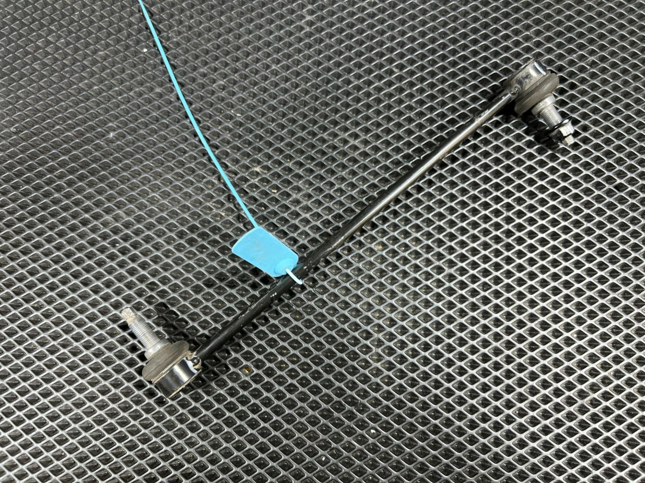 стойка стабилизатора Kia Sorento 4 поколение 2023, 2.5 л., бензин, АКПП, внедорожник 5 дв., передний привод, 54830C5000 - фото №1