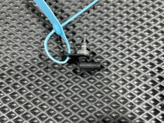 датчик температуры охлаждающей жидкости Kia Sorento 4 поколение 2023, 2.0 л., G4KA, бензин, АКПП, внедорожник 5 дв., передний привод, 39220-2S000